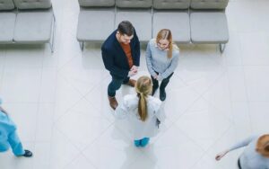 Klimatske naprave v zdravstvenem sektorju: Preprečevanje okužb in vzpostavljanje prijetnega okolja v bolnišnicah