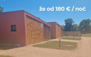 Nepozabno razvajanje – mobilna hiška z jacuzzijem s čisto termalno vodo