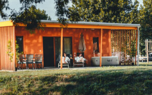 Prednosti bivanja v mobilnih hiškah