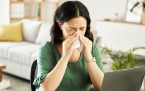 Kako s pomočjo klimatske naprave nad viruse in alergije?